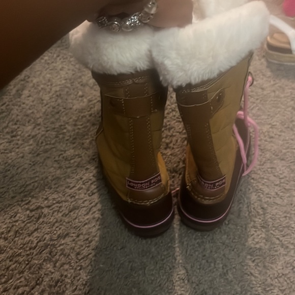 Nice winter boot - Picture 3 of 4